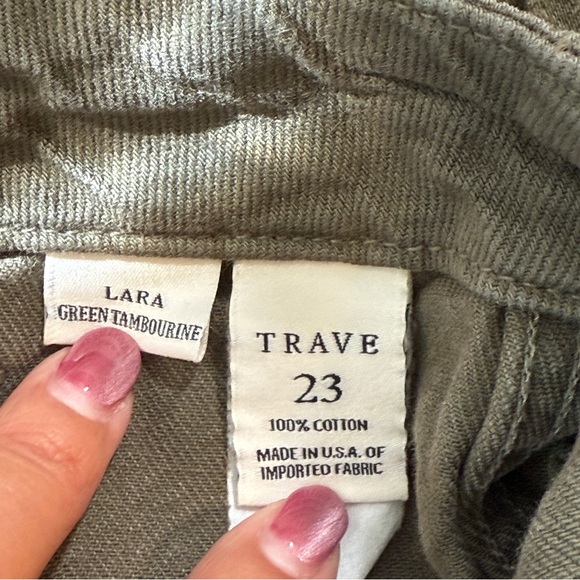 Trave Casual Khaki Cargo Shorts with Frayed Hem Women’s size 23 - Picture 6 of 6